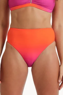 Bottoms|Sunseeker Majestic High Rise Leg Pant Pink