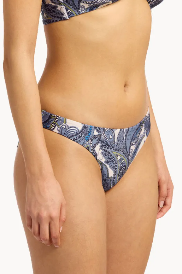 Bottoms|Jets Oasis Paisley Hipster Cream