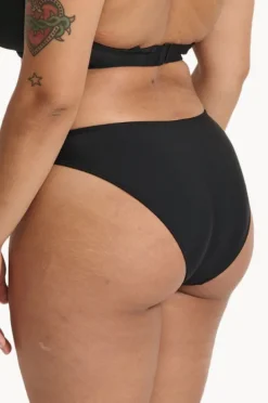 Bottoms|Raq Apparel Plain 90's Brief Black