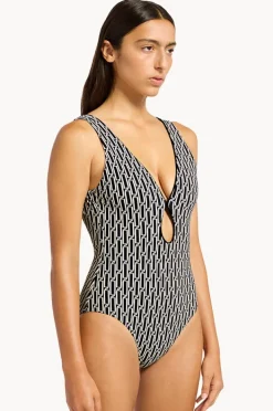 One Pieces|Jets Spring Geo Plunge One Piece Black