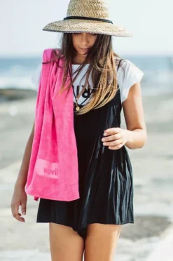 Sport Towels|Towels|Wovii Standard Microfibre Towel Fairy floss