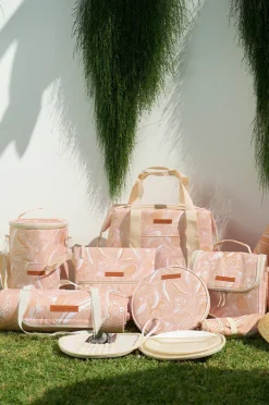 Cooler Bags|Picnic Vibes|Annabel Trends Trailing Natives Picnic Barrel Cooler Bag Giraffe